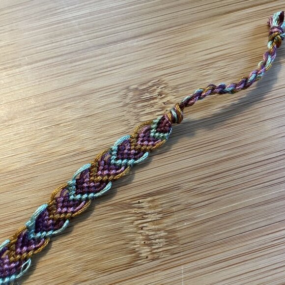 Ellen Bracelet, anklet, trendy, comfortable, tie, embroidery thread, woven, gift - Picture 2 of 3